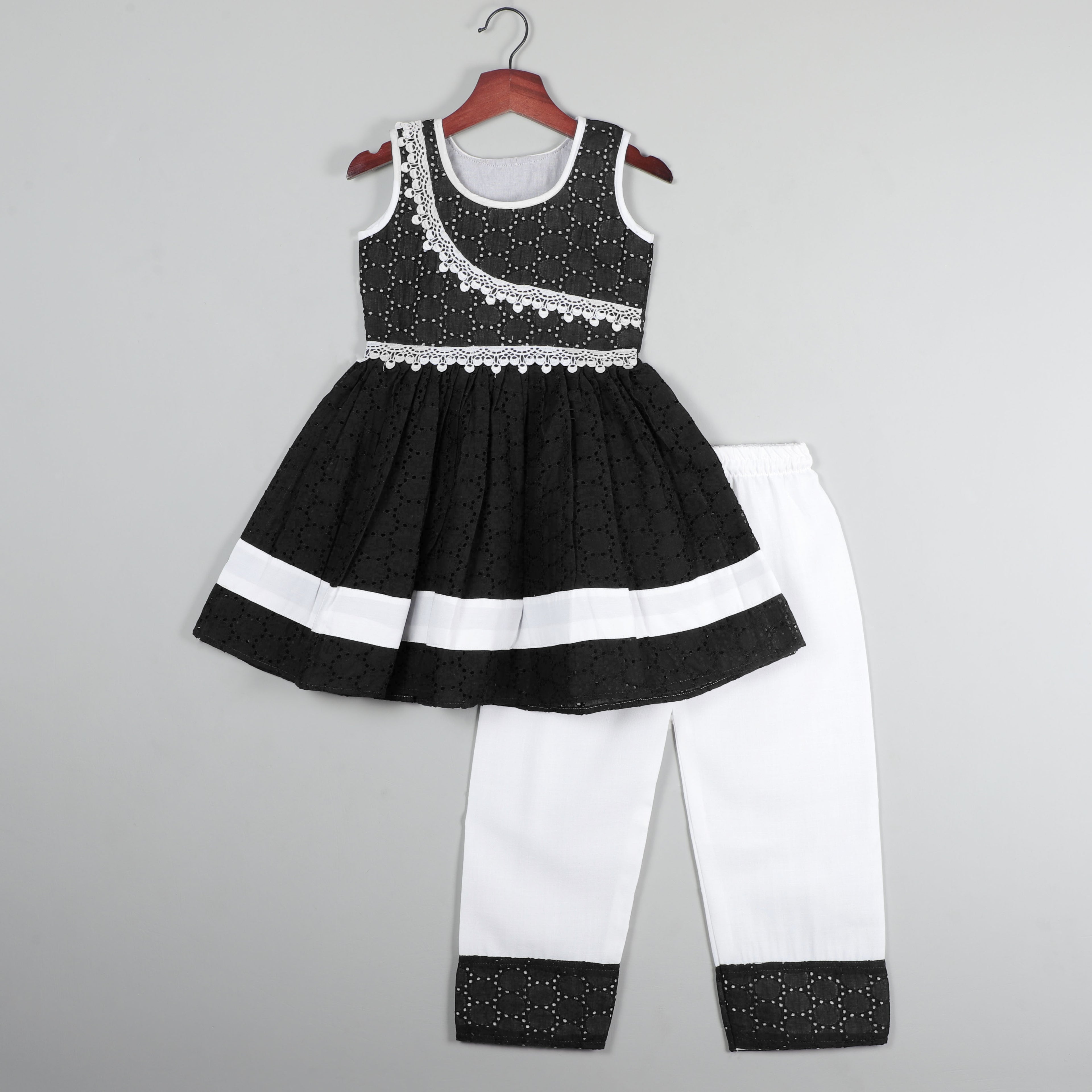 Sleeveless Balloon Dot Top And Pant Set With Gotta Lace And Flared