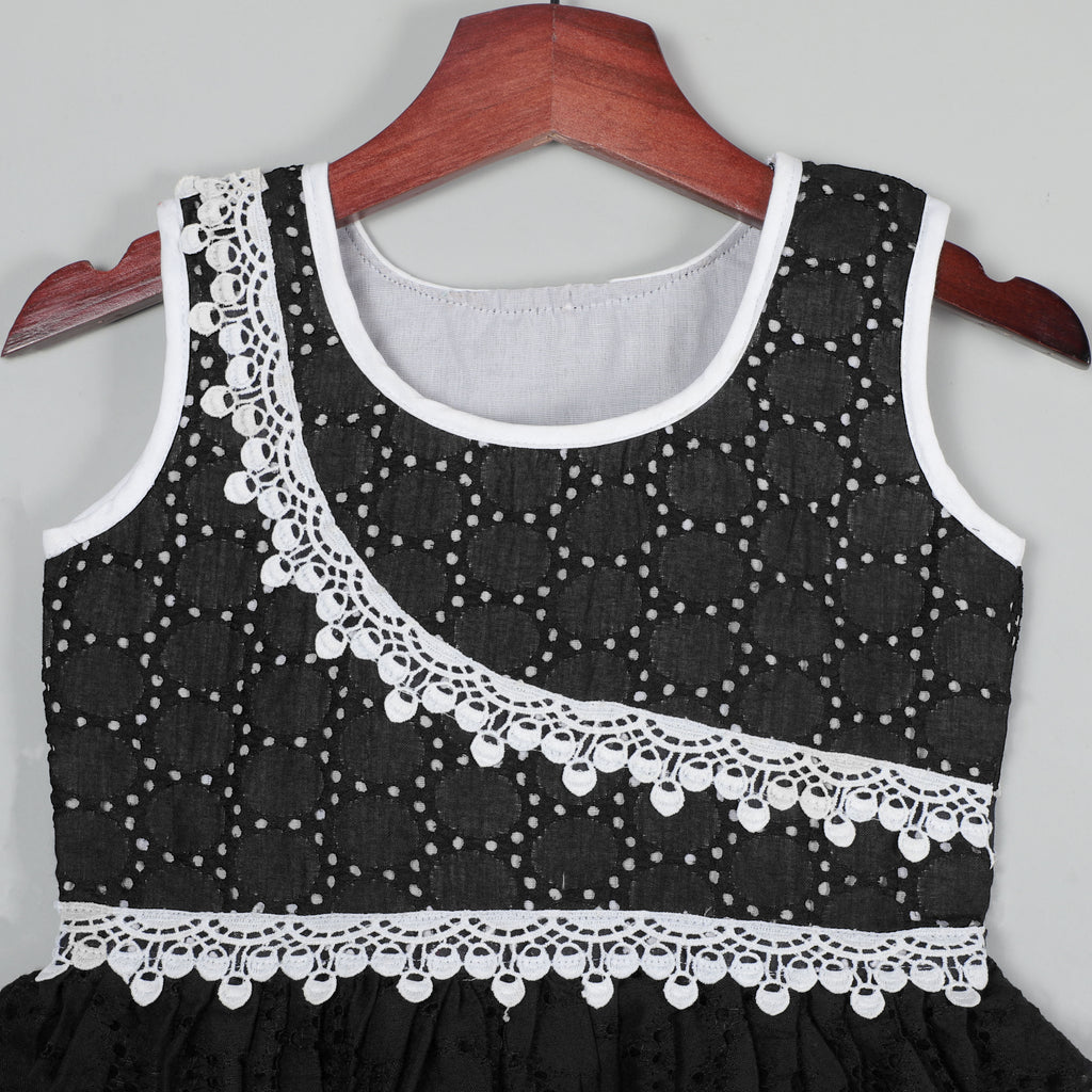 Sleeveless Balloon Dot Top And Pant Set With Gotta Lace And Flared