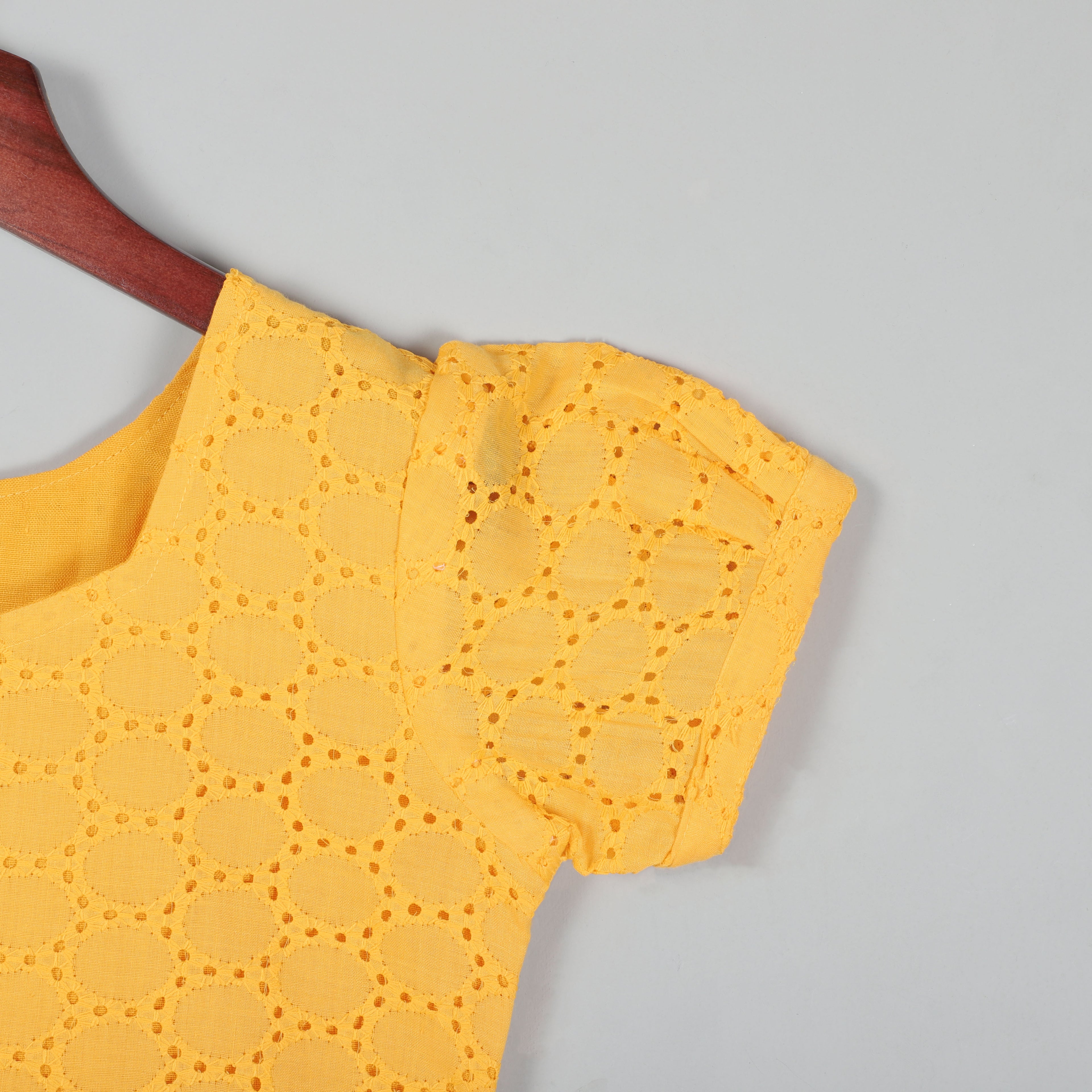 Puffy Short Sleeves Yellow Balloon Dot Top With Pant