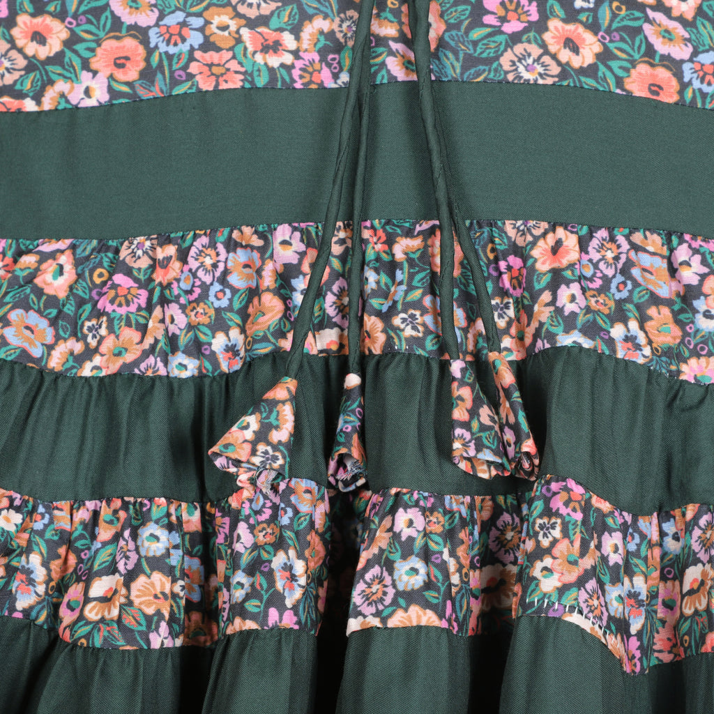 Sleeveless Midi Dress With It's Dual Tone Look And Bowie Tie On Yock