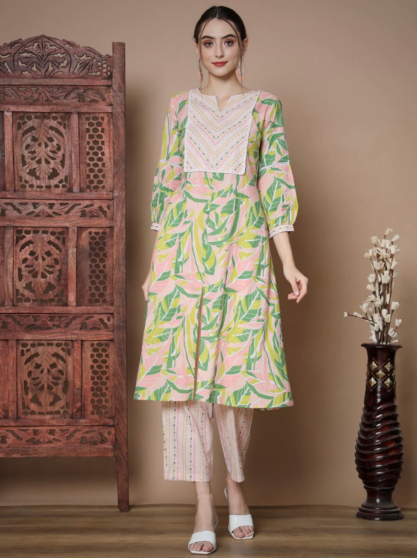 Leaf Printed Kurti With Zigzag Print Neck, And Pant Set