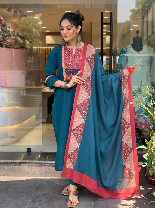 Aline Printed Neck Kurta With Printed Dupatta And Pant Set