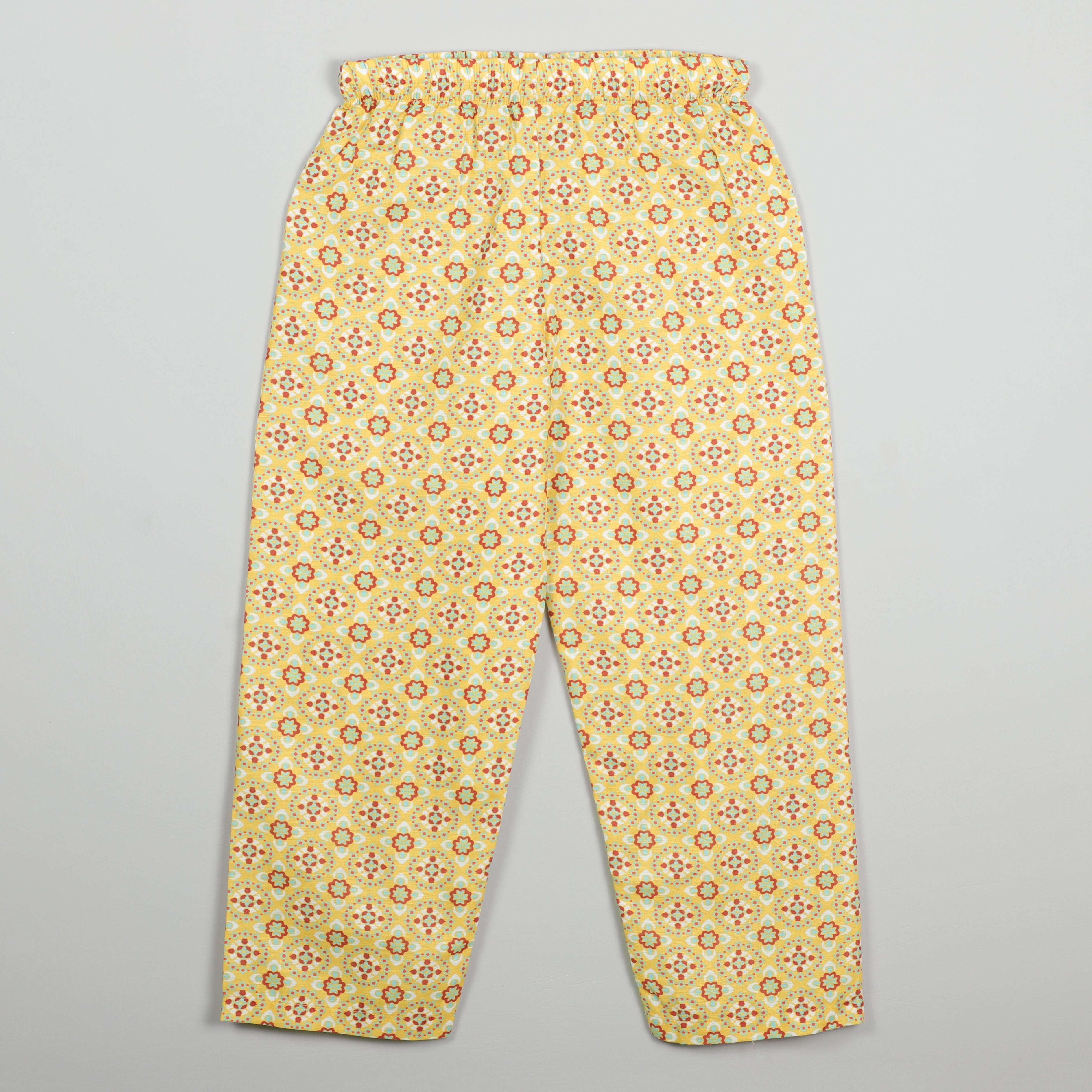 Girls Half Slevees Yellow Printed Cord Set With Red Lace Border