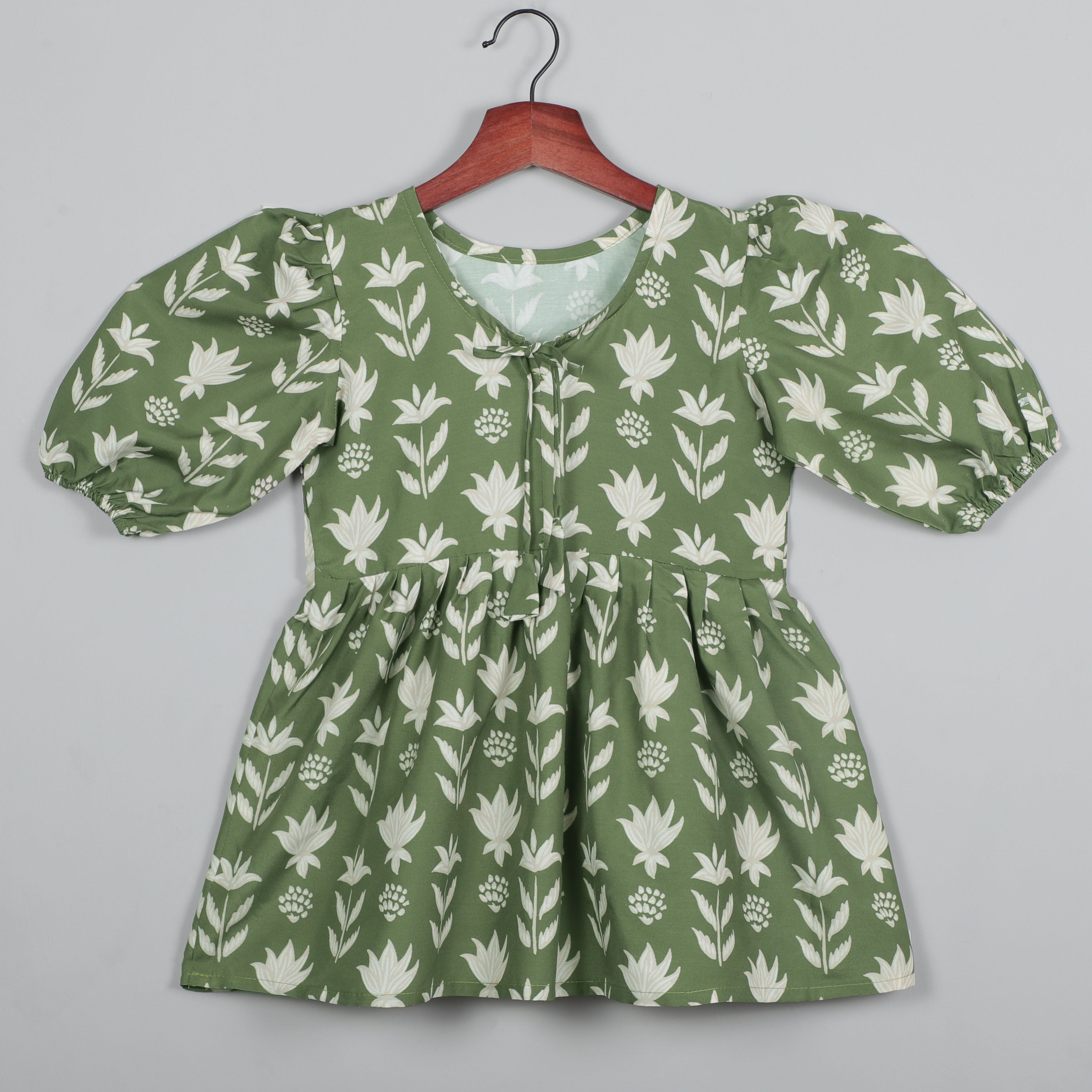 Anarkali Kurta With Baloon Pattern Sleeves And Pant Set