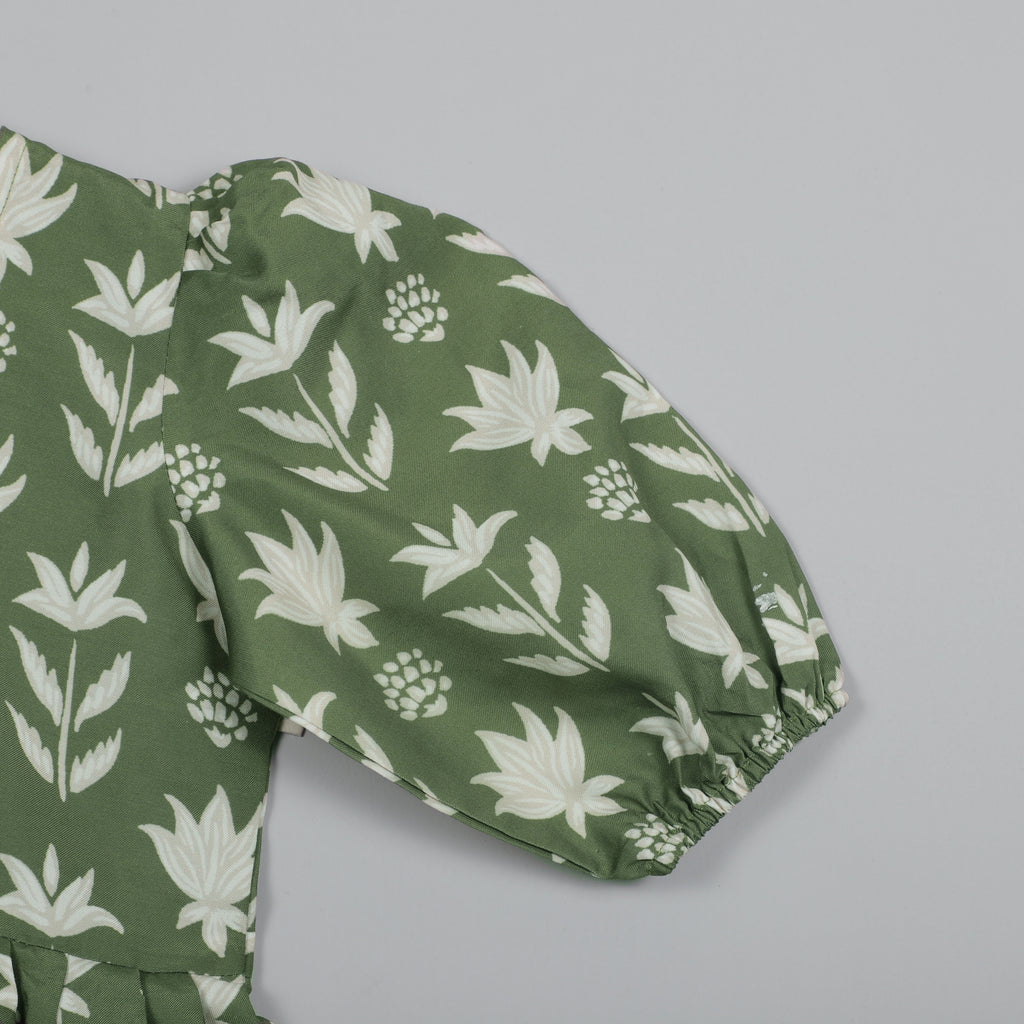 Anarkali Kurta With Baloon Pattern Sleeves And Pant Set