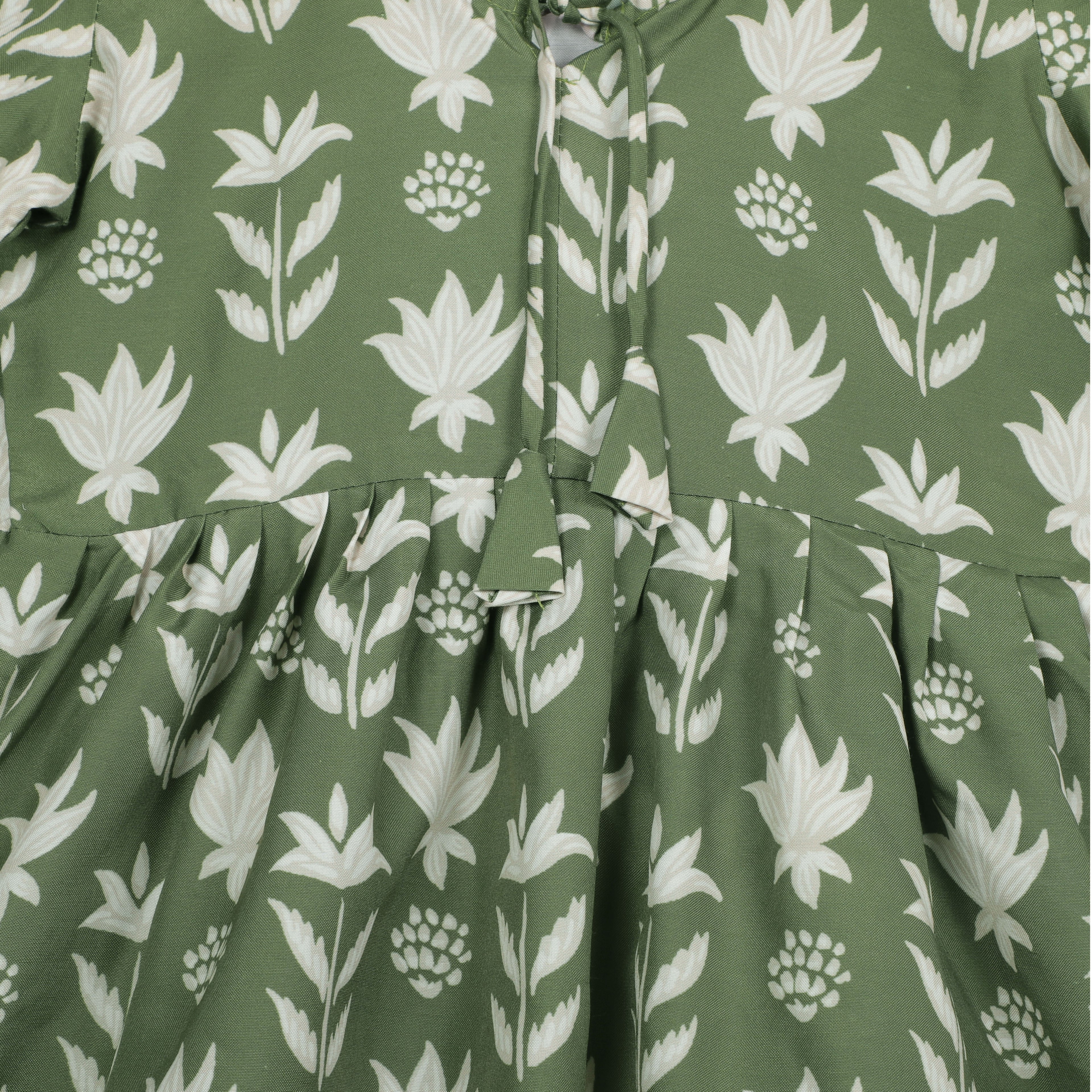 Anarkali Kurta With Baloon Pattern Sleeves And Pant Set