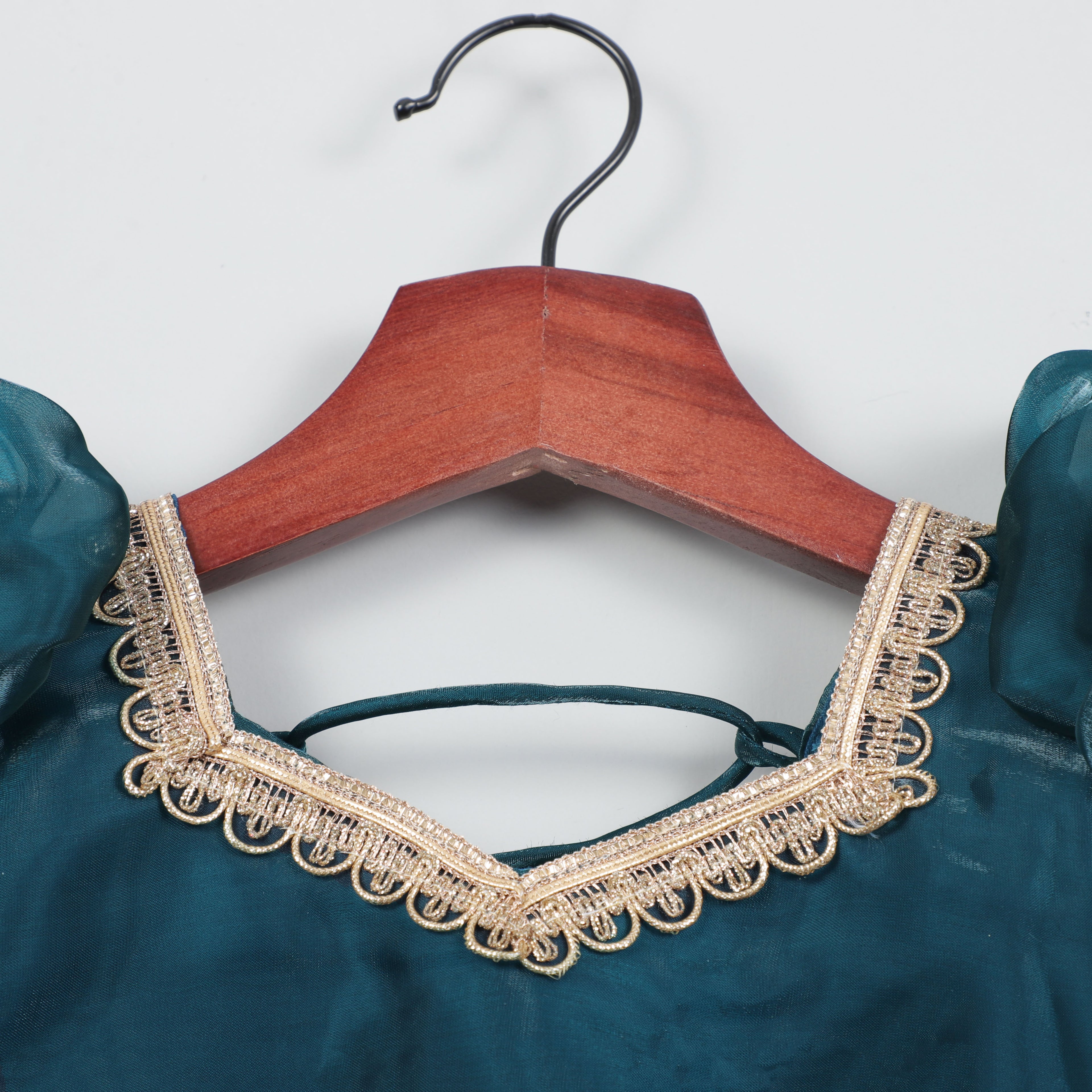 Puffy Sleeves Choli With Its Attractive Look And Fully Shining Fabric