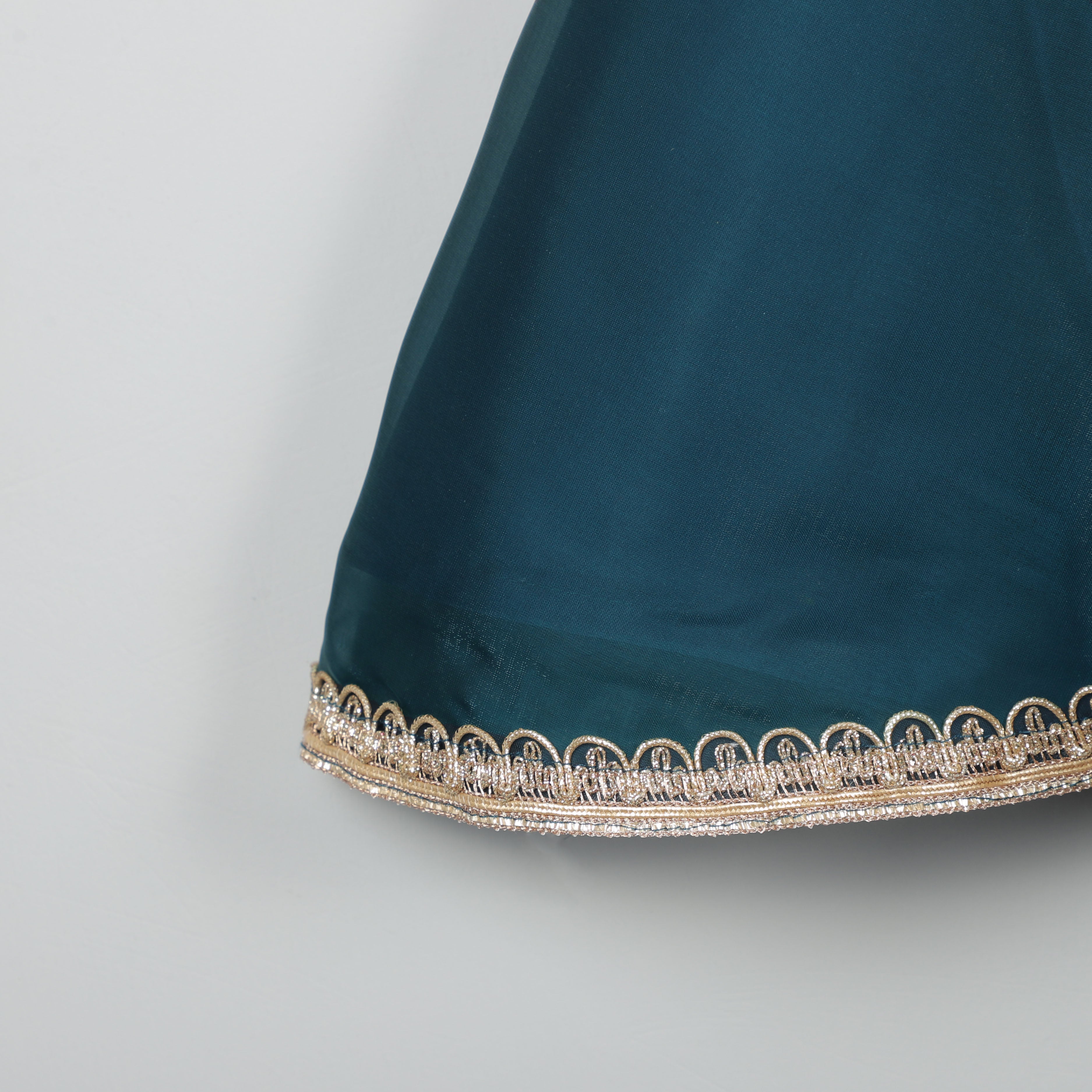 Puffy Sleeves Choli With Its Attractive Look And Fully Shining Fabric