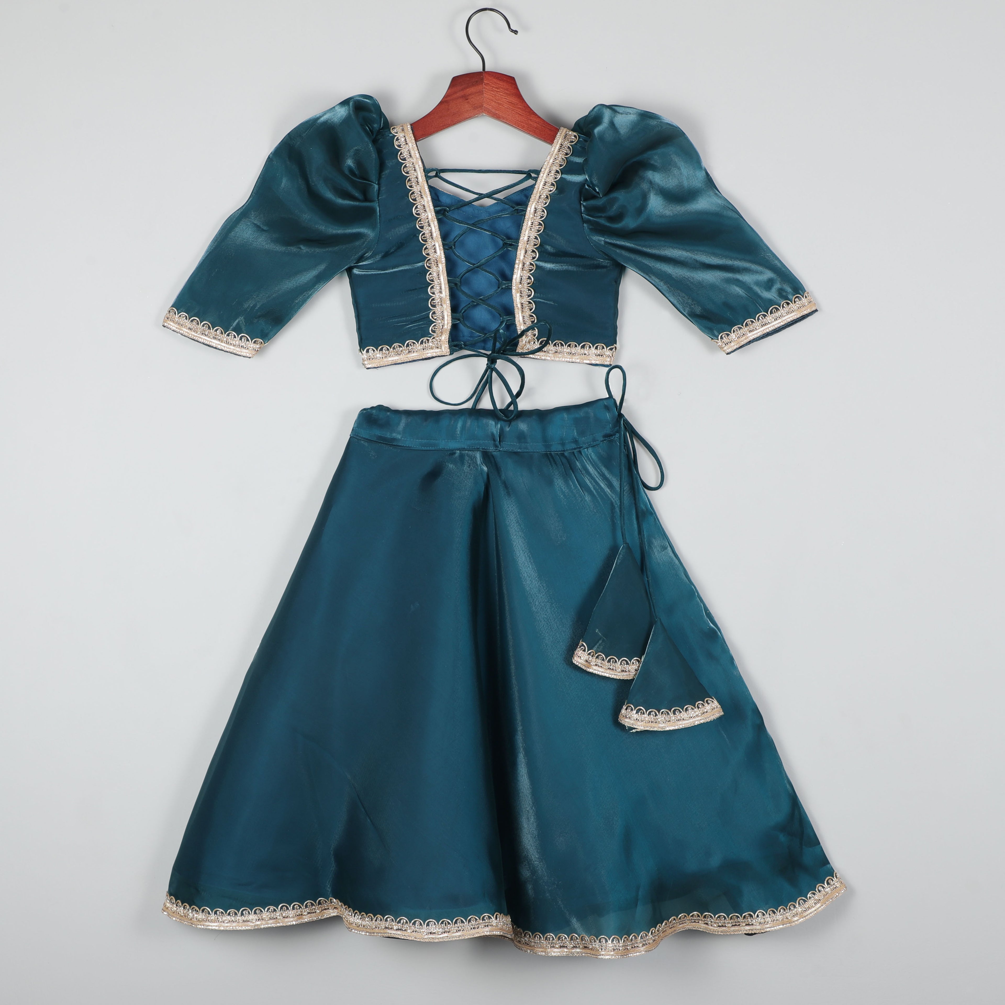 Puffy Sleeves Choli With Its Attractive Look And Fully Shining Fabric