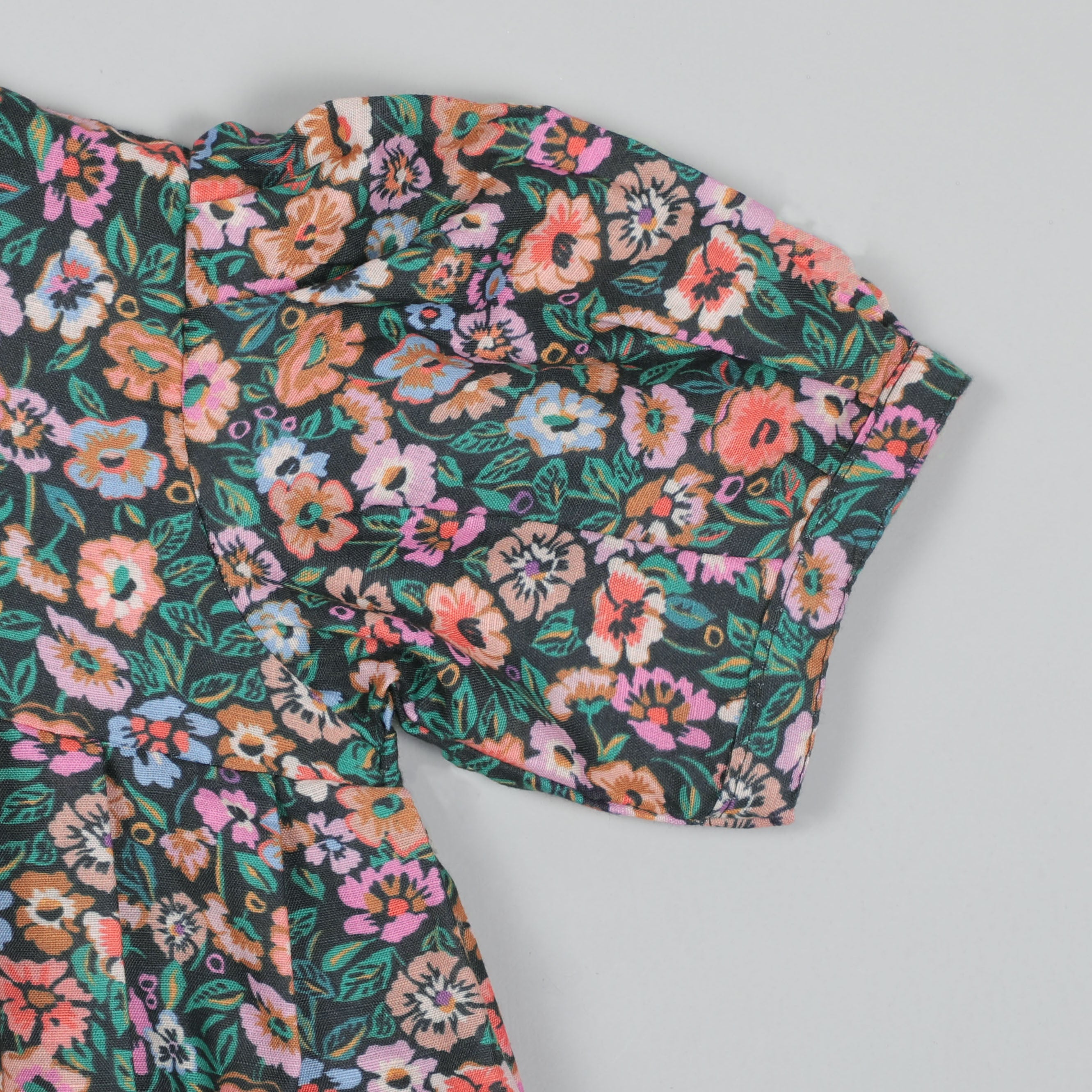 Printed Puffy Sleeves Top With Flared And Pabt Set