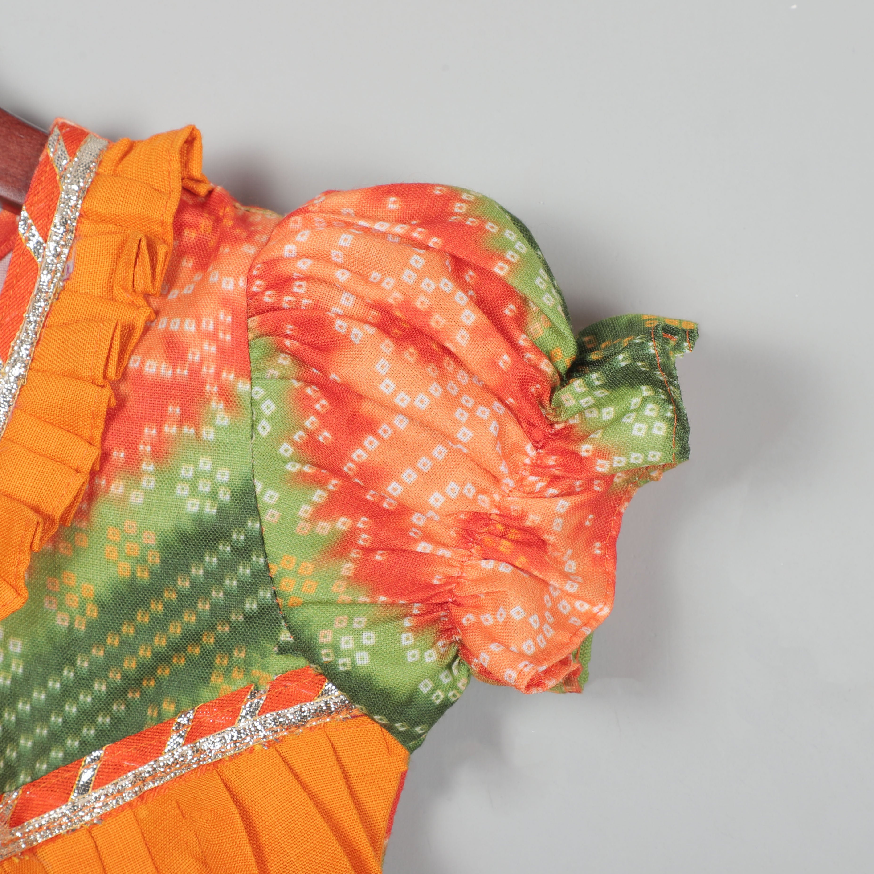 Puffy Short Sleeve Dress With Printed Mix-Up Concept