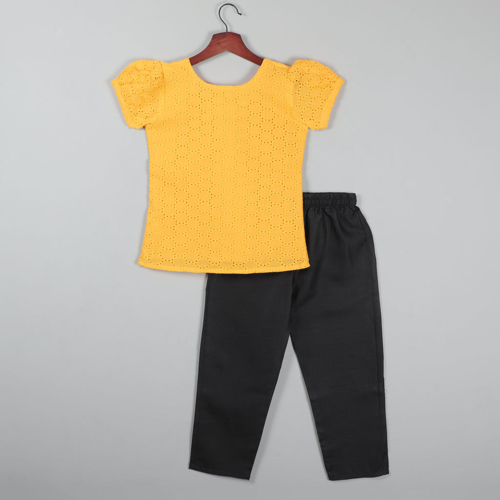 Puffy Short Sleeves Yellow Balloon Dot Top With Pant