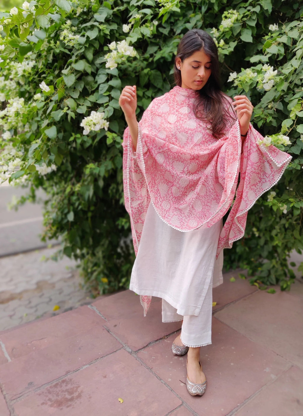 White Kurta With Stitched Lining Work, Pant And Printed Dupatta Set