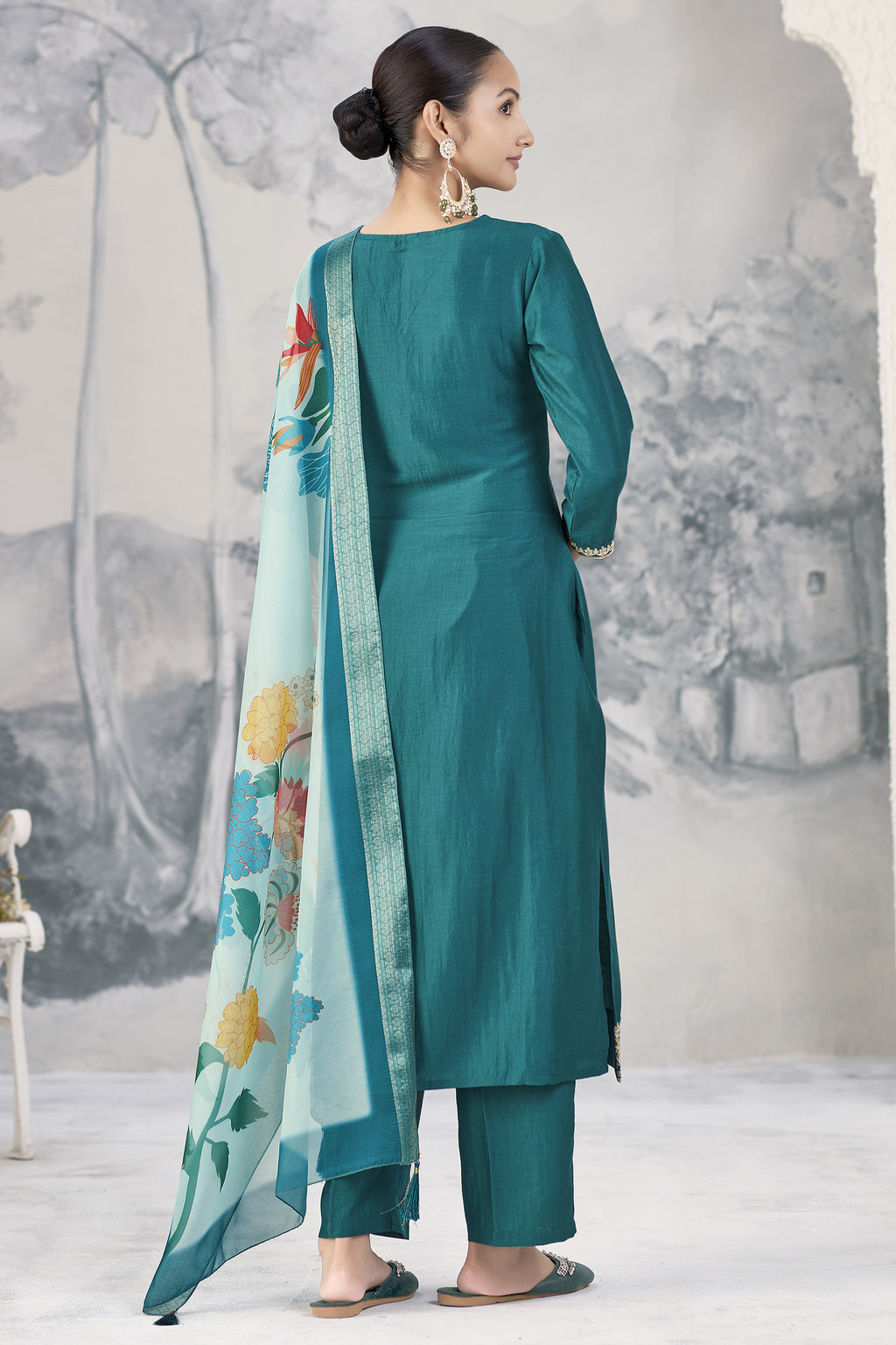 Embroidered Kurta With Pant And Jaquared Printed Dupatta Set